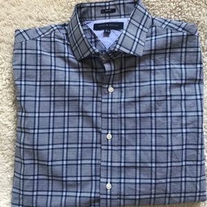 Tommy Hilfiger excellent condition plaid shirt